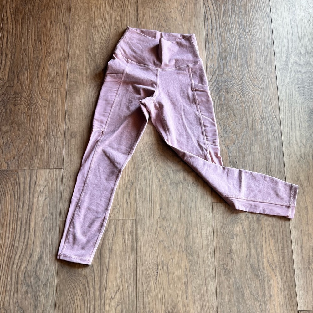 FABLETICS Blush Pink Women’s Athletic Leggings NWOT - Picture 5 of 8